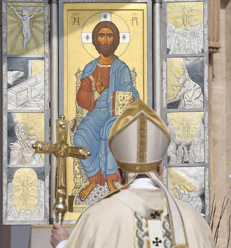 Papst fordert zu Ostern mutige Initiativen für den Frieden