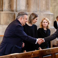 Stephansdom: Österreich nahm Abschied von Papst Franziskus / Erzdiözese Wien/ Schönlaub, Stephan Schönlaub Stephansdom: Österreich nahm Abschied von Papst Franziskus