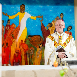 Weihe Altarbild AKH / Erzdiözese Wien/ Schönlaub, Stephan Schönlaub